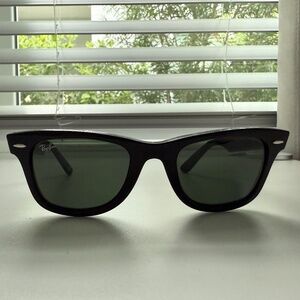 Original Wayfarer Classic RayBans